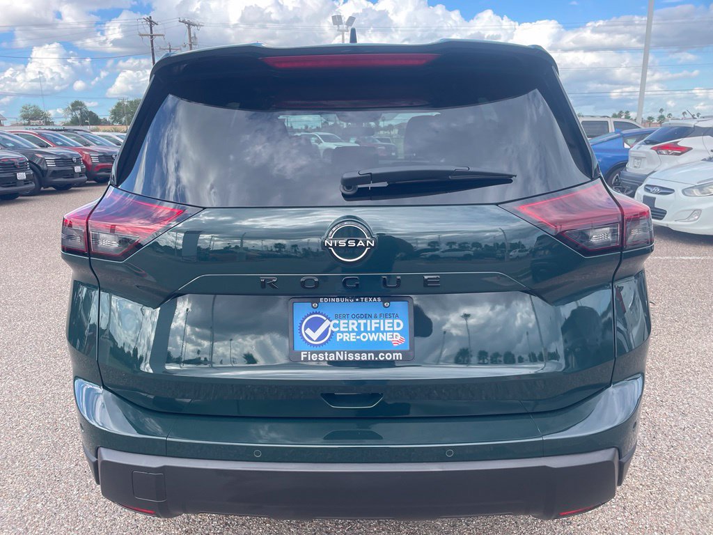 Used 2026 Nissan Rogue Dark Armor FWD image 4