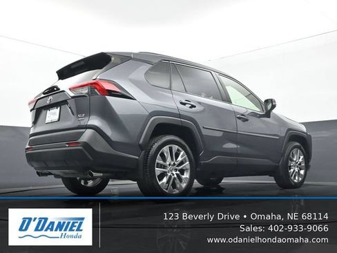 Used 2020 Toyota RAV4 XLE Premium AWD/4WD image 12