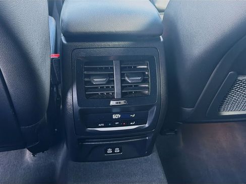 Used 2024 BMW X3 sDrive30i w/ Convenience Package RWD image 22