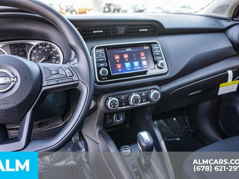 Used 2025 Nissan Kicks Play S image 32