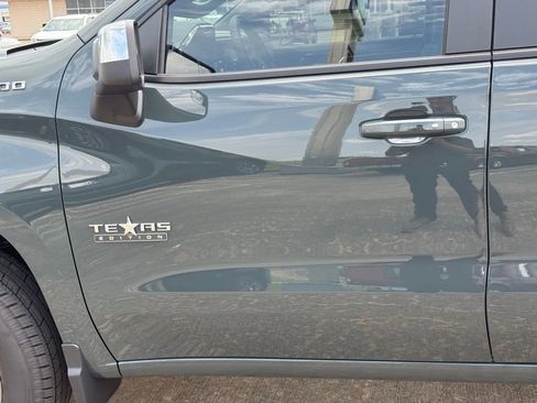 New 2026 Chevrolet Silverado 1500 LT image 23