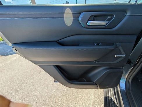 New 2025 Nissan Armada SL w/ Captain's Chari Seat Package image 24