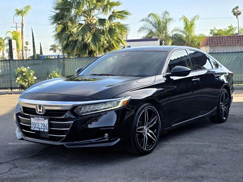 Used 2022 Honda Accord Touring image 1