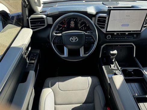 Used 2022 Toyota Tundra Limited image 15