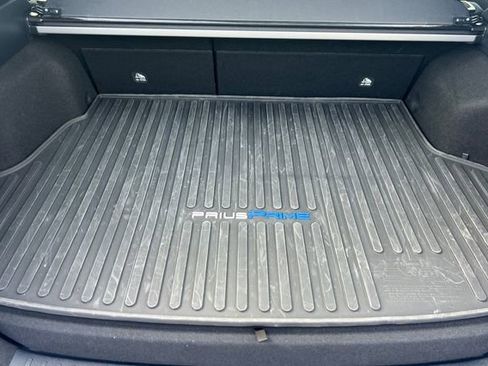 Used 2022 Toyota Prius Prime LE image 20