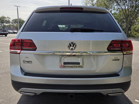 Used 2018 Volkswagen Atlas SE AWD/4WD image 4