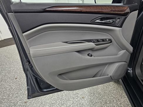 Used 2012 Cadillac SRX Luxury FWD image 13