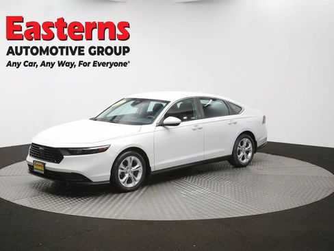 Used 2023 Honda Accord LX image 56
