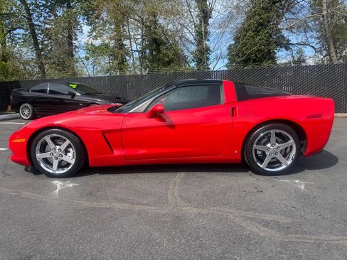 Used 2008 Chevrolet Corvette Coupe w/ Preferred Equipment Group image 2