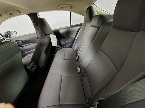 Certified 2025 Toyota Corolla LE image 9