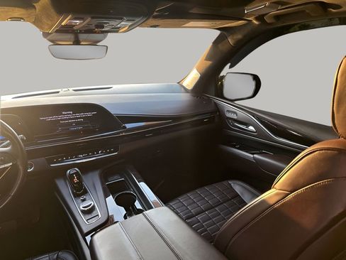 Used 2021 Cadillac Escalade Sport Platinum image 24