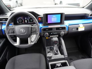 New 2025 Toyota 4Runner TRD Off-Road video 2