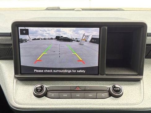 Used 2024 Ford Maverick XLT image 11