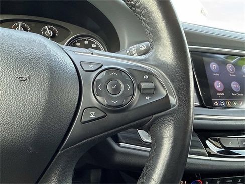 Used 2021 Buick Enclave Essence w/ Sport Touring Edition image 28