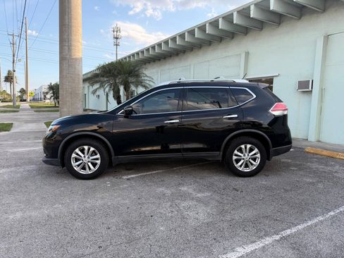 Used 2015 Nissan Rogue SV FWD image 6