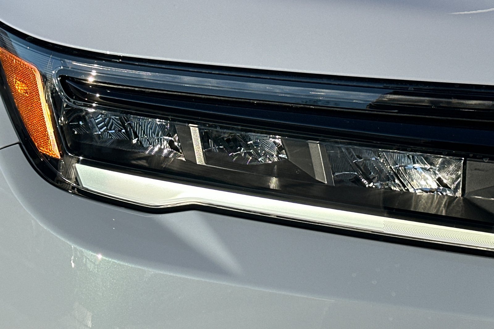 New 2026 Honda Pilot Sport image 33