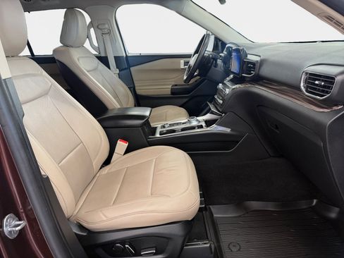 Used 2020 Ford Explorer Limited w/ Hybrid Equipment Group 310A AWD/4WD image 12