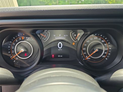 New 2025 Jeep Gladiator Sport image 19