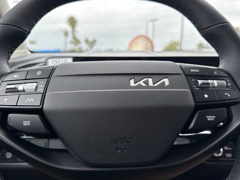 New 2026 Kia Sportage EX image 23