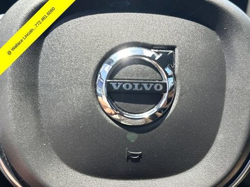 Used 2024 Volvo XC90 B6 Ultimate w/ Protection Package Premier AWD/4WD image 23