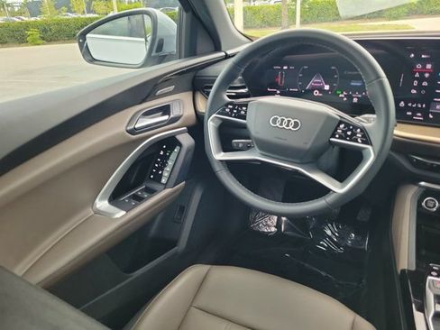 Certified 2025 Audi Q5 Premium w/ Premium Plus AWD/4WD image 13