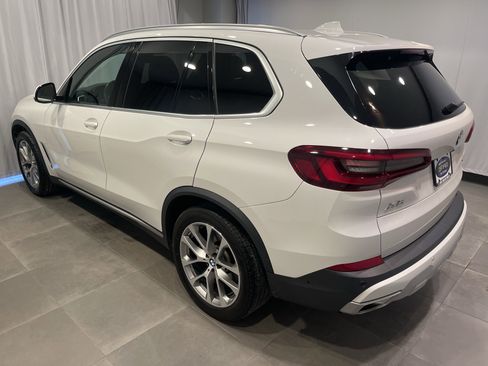Used 2023 BMW X5 xDrive40i w/ Premium Package image 5