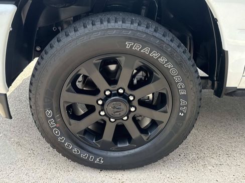 Used 2026 RAM 2500 Laramie AWD/4WD image 4