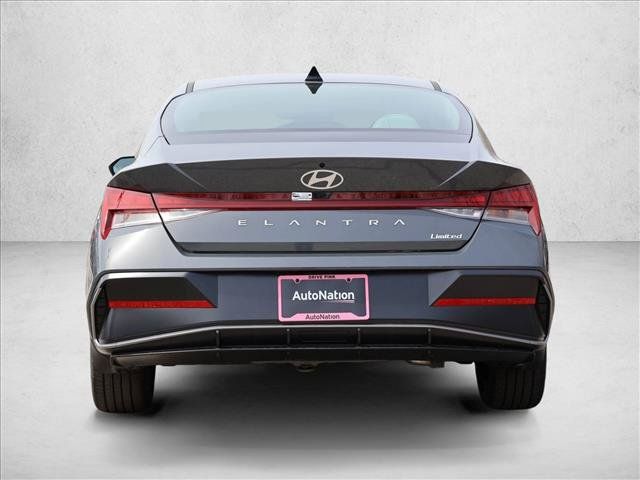 Certified 2026 Hyundai Elantra Limited FWD image 6