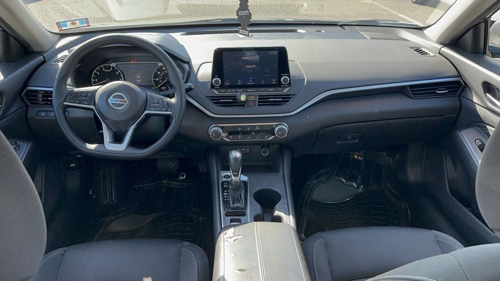 Used 2020 Nissan Altima 2.5 S AWD/4WD image 12