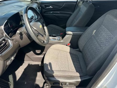 Used 2024 Chevrolet Equinox LT AWD/4WD image 18