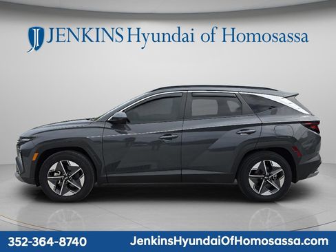 Used 2025 Hyundai Tucson SEL FWD image 8