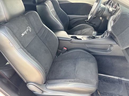 Used 2022 Dodge Challenger SRT Hellcat RWD image 17