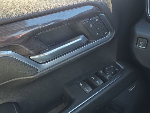 Used 2023 Chevrolet Silverado 1500 LTZ AWD/4WD image 11
