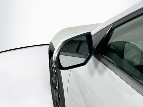 Used 2024 Hyundai Ioniq 5 SE RWD image 16