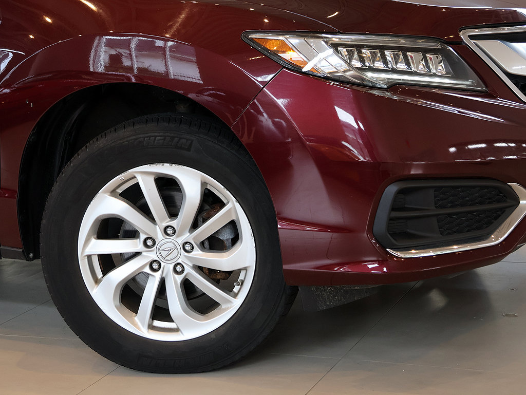 Used 2017 Acura RDX w/ Technology Package AWD/4WD image 9