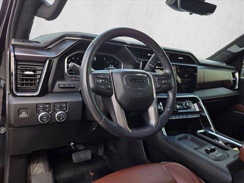 Used 2024 GMC Sierra 3500 Denali Ultimate image 10