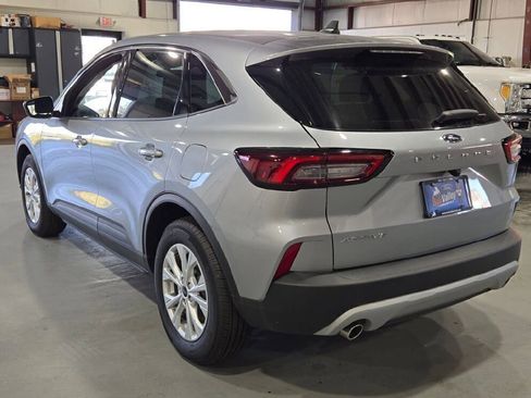 Used 2024 Ford Escape Active w/ Cold Weather Package image 17