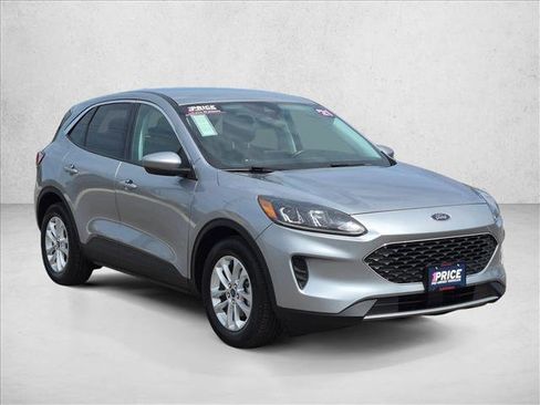 Used 2021 Ford Escape SE w/ Convenience Package FWD image 3