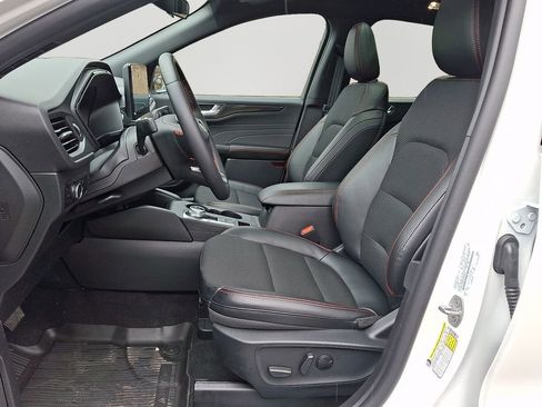 Used 2025 Ford Escape ST-Line w/ Tech Pack #1 AWD/4WD image 14