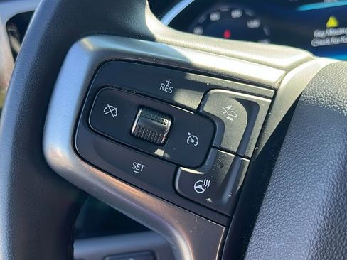 Used 2023 Chevrolet Silverado 1500 LT image 23