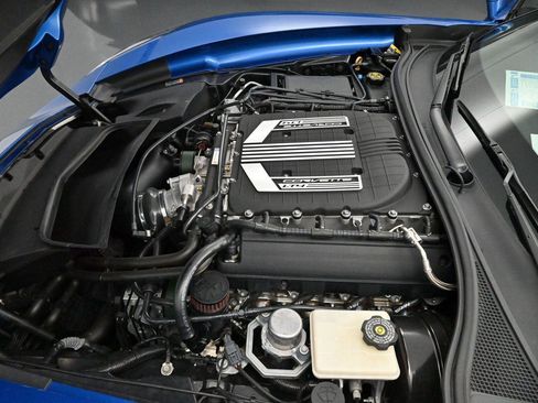 Used 2016 Chevrolet Corvette Z06 w/ 3LZ Preferred Equipment Group RWD image 39