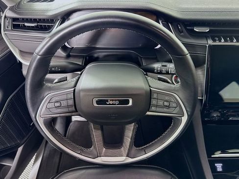 Used 2021 Jeep Grand Cherokee L Limited image 12