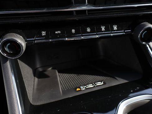 New 2026 Chevrolet Traverse LT w/ Driver Confidence Package image 23