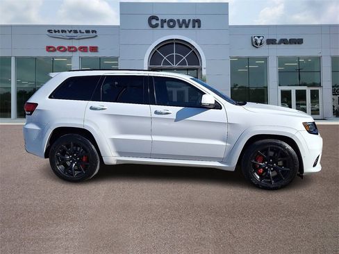 Used 2021 Jeep Grand Cherokee SRT image 7