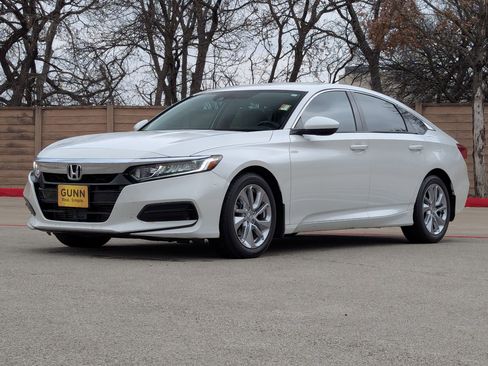 Certified 2018 Honda Accord LX image 8