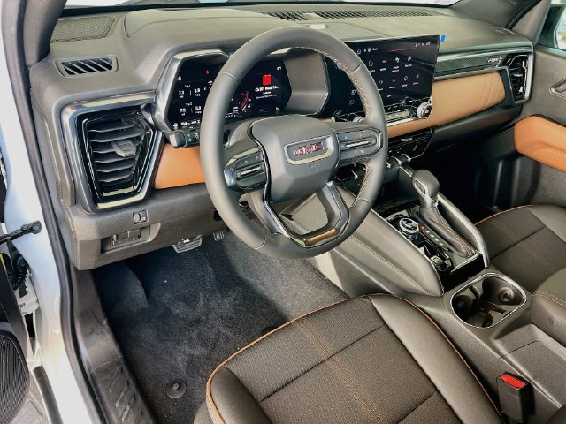 New 2026 GMC Canyon AT4 w/ Technology Plus Package AWD/4WD image 6