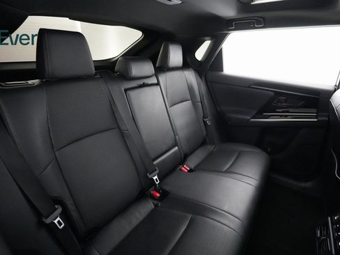 Used 2023 Toyota bZ4X Limited image 9