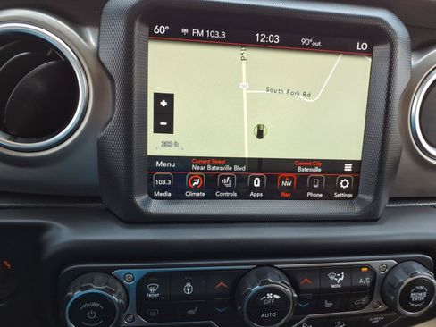 Used 2020 Jeep Wrangler Unlimited Rubicon AWD/4WD image 17
