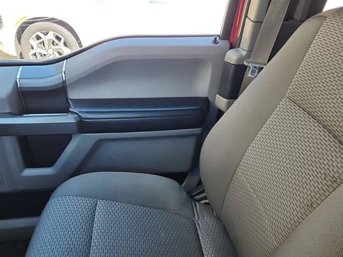 Used 2015 Ford F150 XLT w/ Equipment Group 302A Luxury AWD/4WD image 18