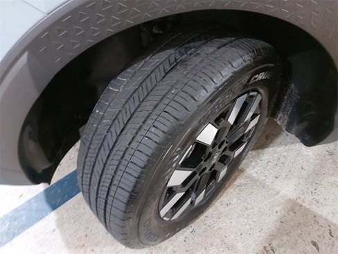 Certified 2025 Hyundai Santa Cruz SEL image 30